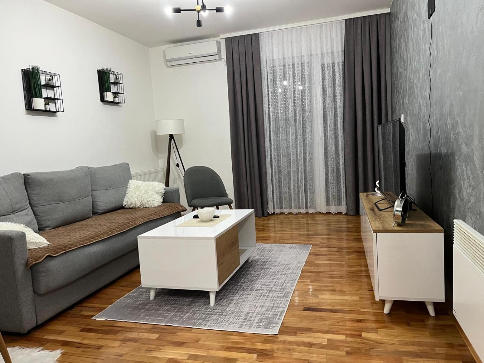 Apartman Lux Vranje Exteriér fotografie